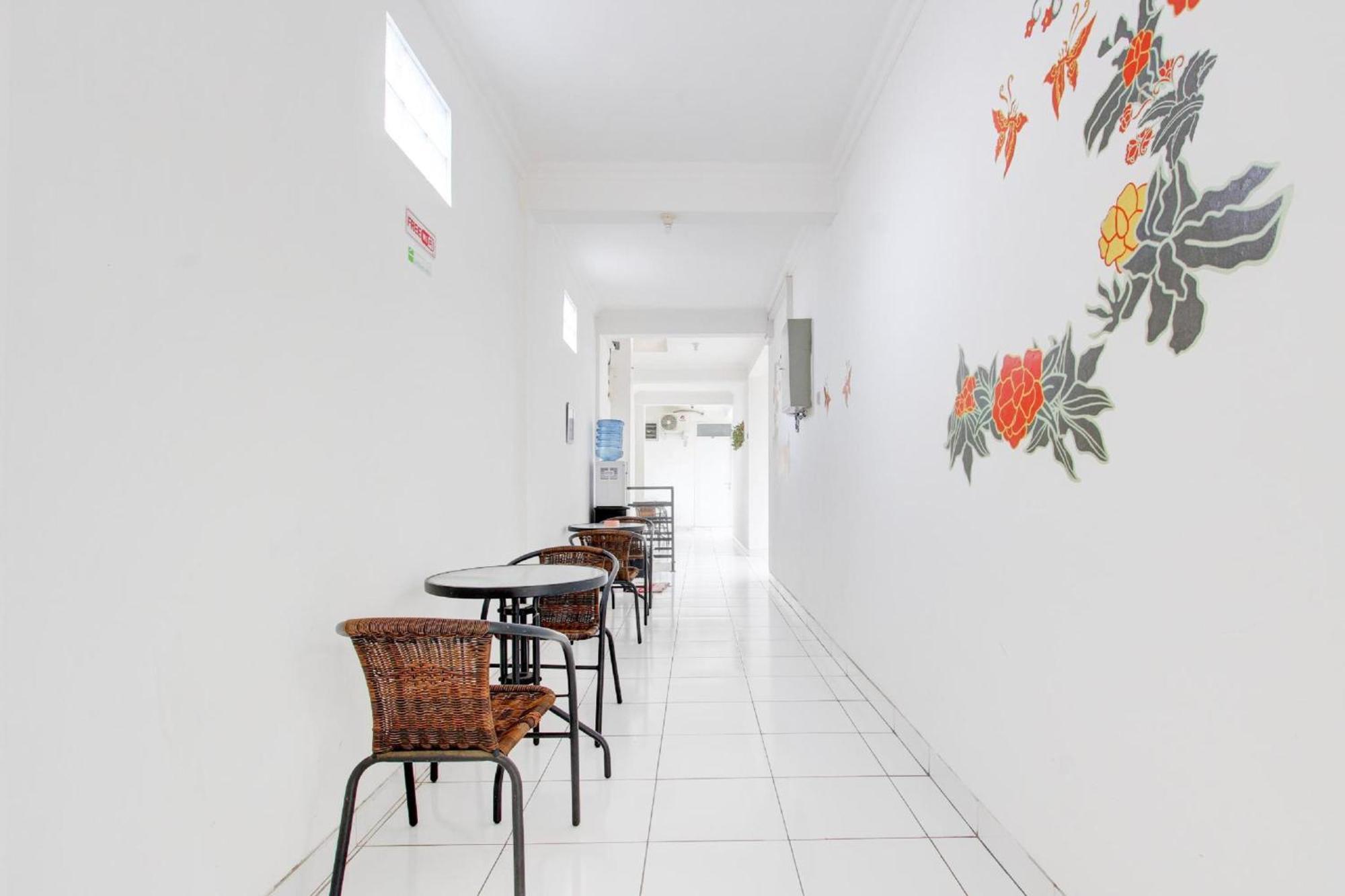 Hotel O Wisma Arya 2 Maguwo Exterior foto