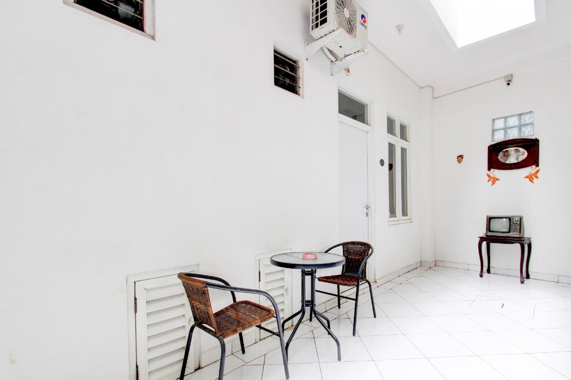 Hotel O Wisma Arya 2 Maguwo Exterior foto